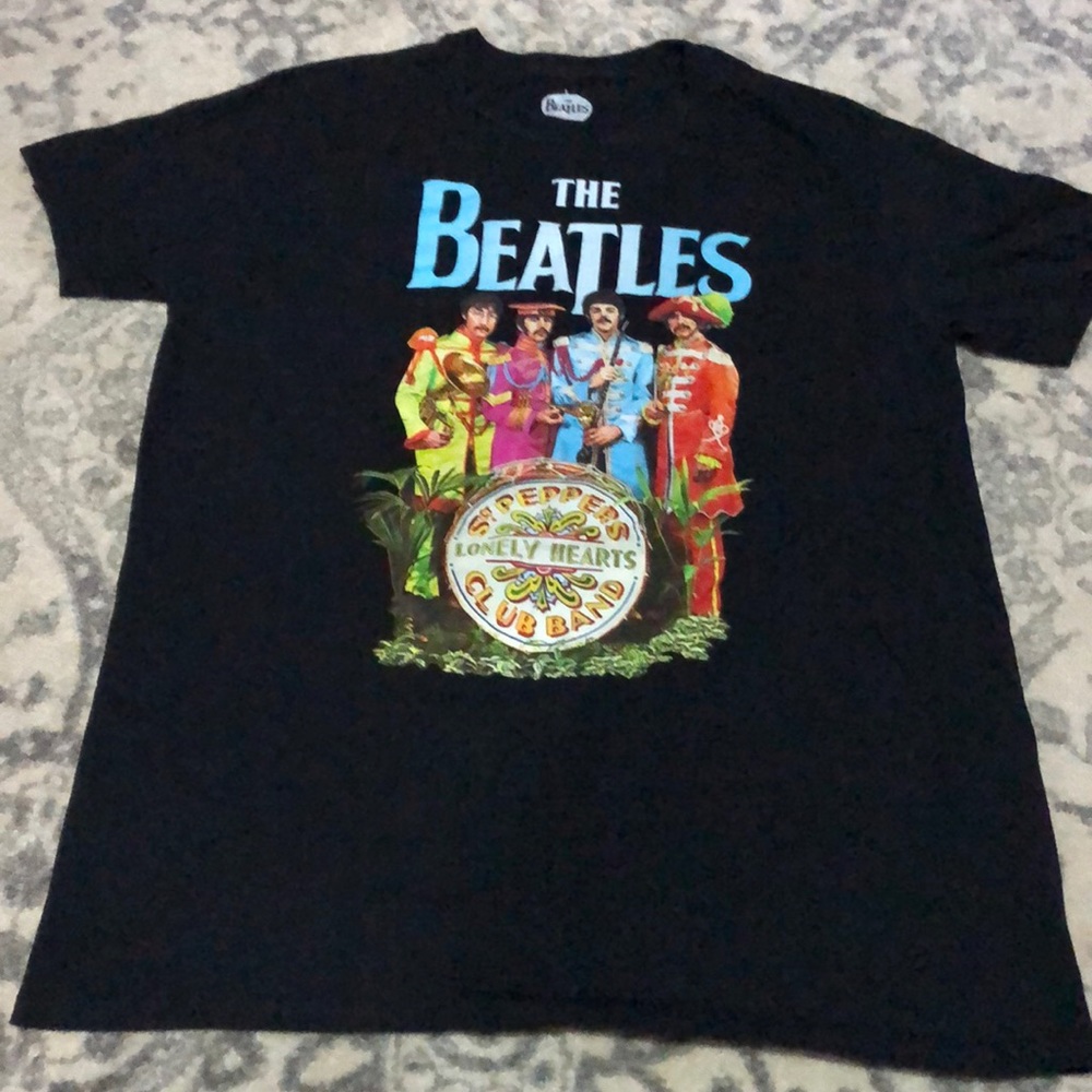 The Beatles tee. Size large